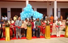 Einweihung der neuen Mittelschule in Ban Phang Heng